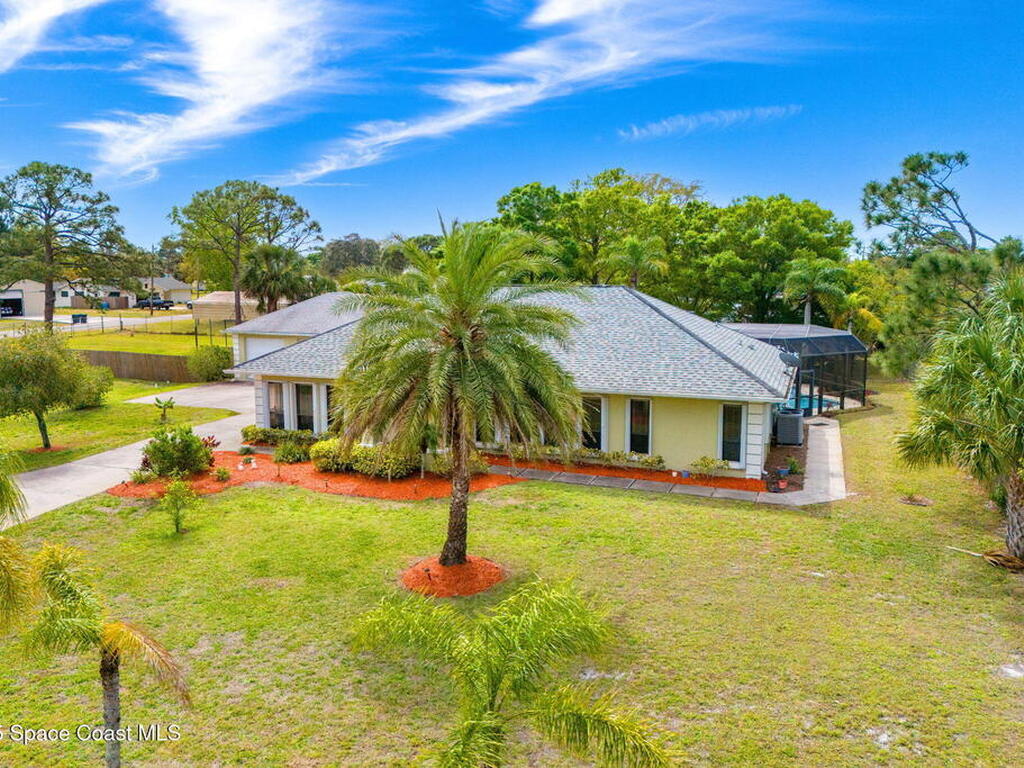 3605 Valkaria Road, Grant-Valkaria, FL 32950