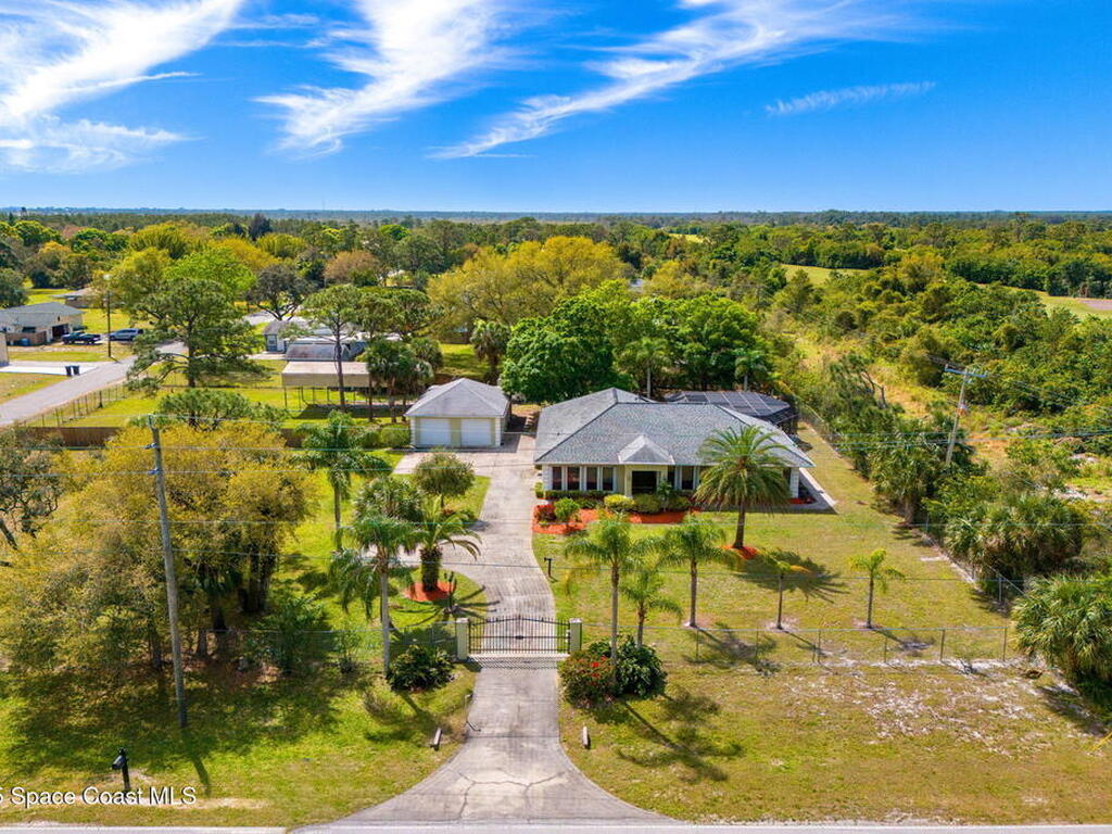 3605 Valkaria Road, Grant-Valkaria, FL 32950