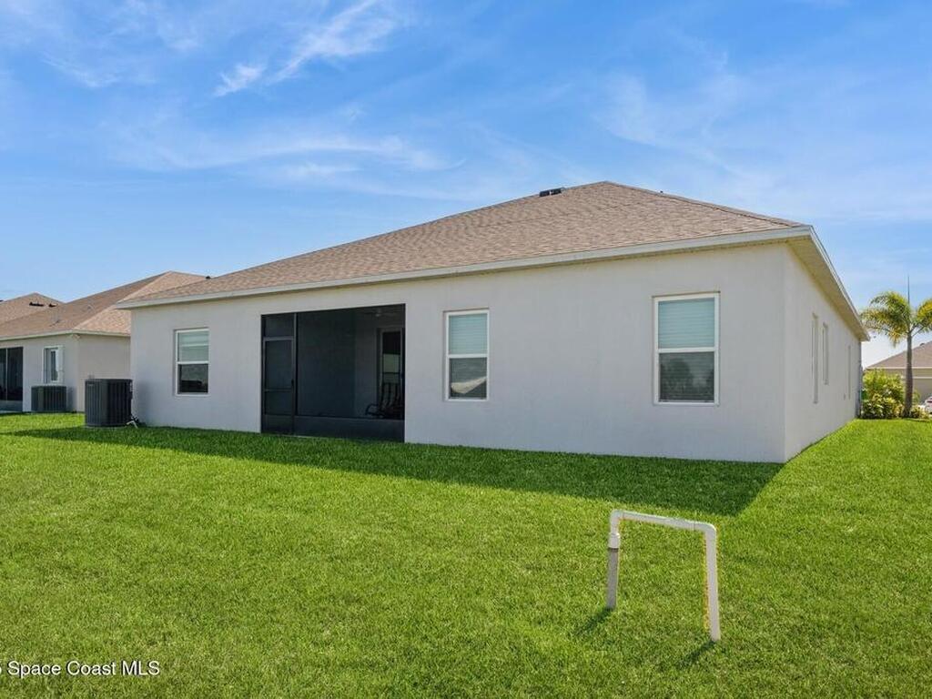 4418 Lago Vista Drive, Micco, FL 32976