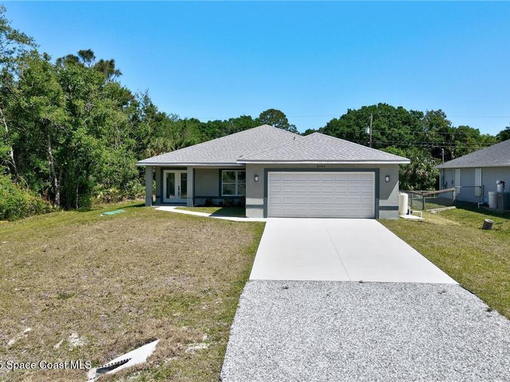 8666 100th Avenue, Vero Beach, FL 32967