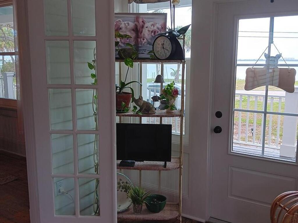 717 S Indian River Drive, Ft. Pierce, FL 34950