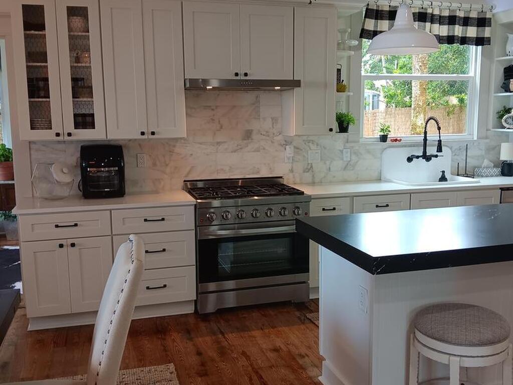717 S Indian River Drive, Ft. Pierce, FL 34950