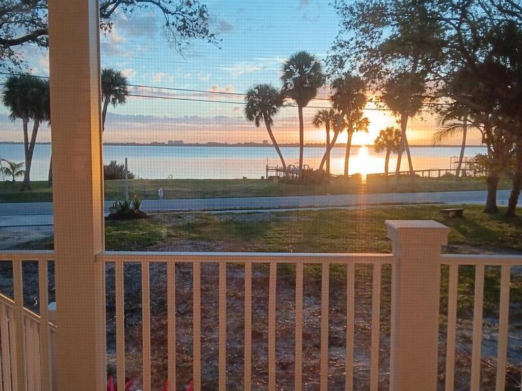717 S Indian River Drive, Ft. Pierce, FL 34950