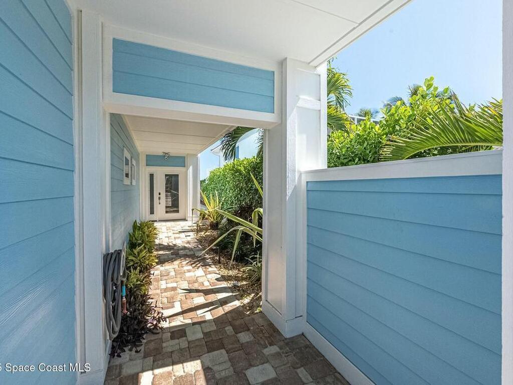 747 S Atlantic Avenue, Cocoa Beach, FL 32931