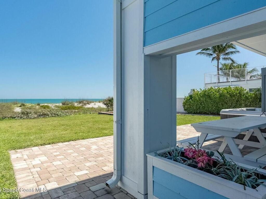 747 S Atlantic Avenue, Cocoa Beach, FL 32931