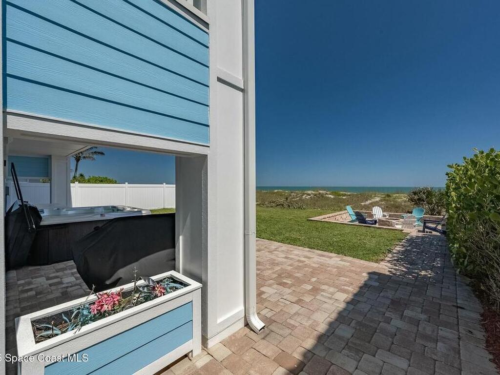 747 S Atlantic Avenue, Cocoa Beach, FL 32931