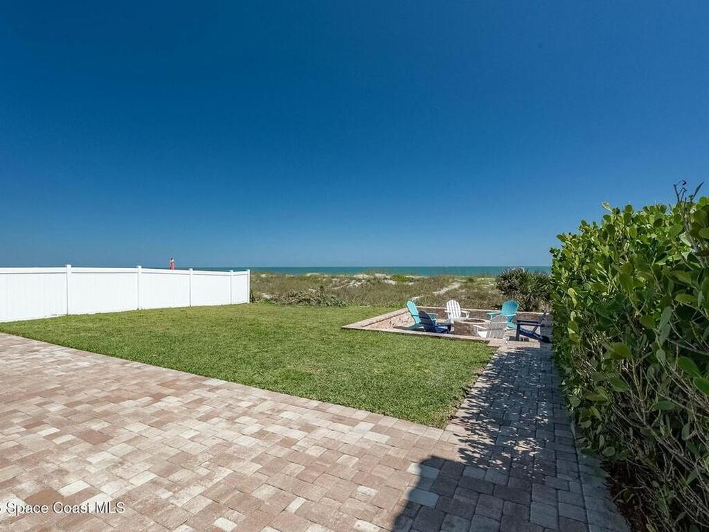747 S Atlantic Avenue, Cocoa Beach, FL 32931