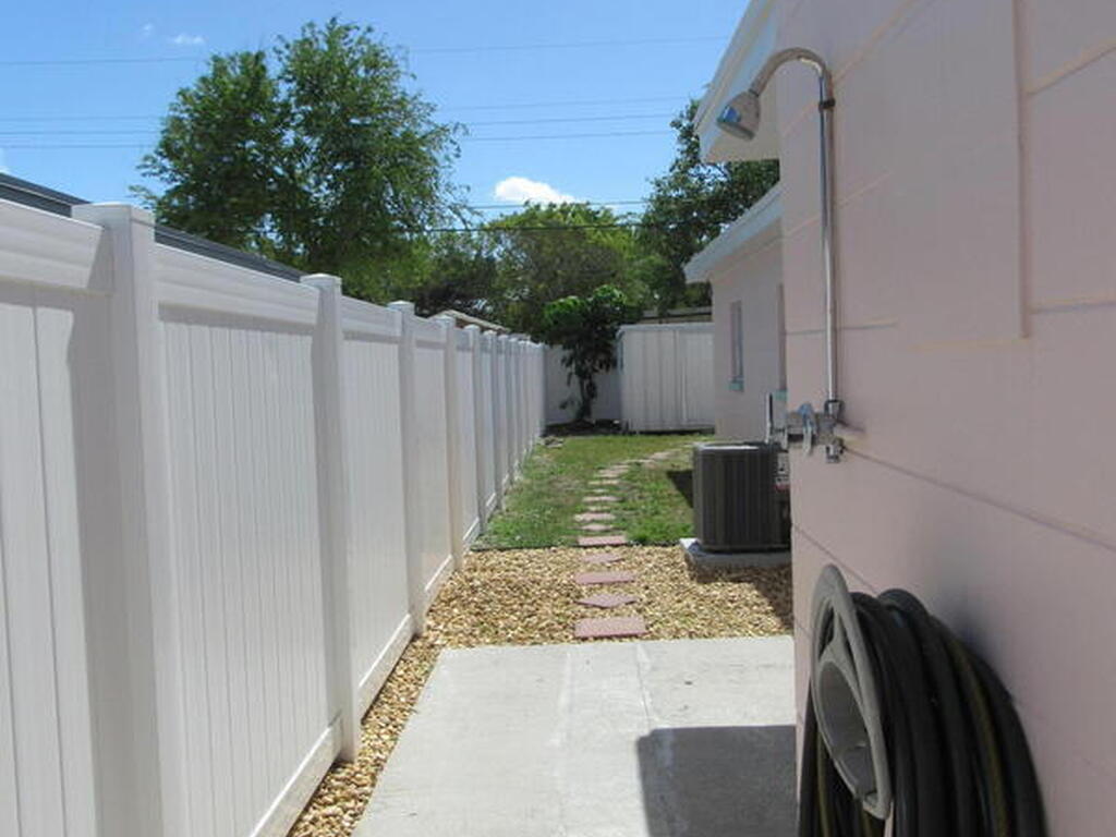 113 Harrison Avenue, Cape Canaveral, FL 32920