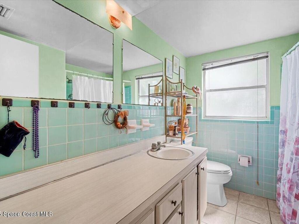 279 S Brevard Avenue, Cocoa Beach, FL 32931