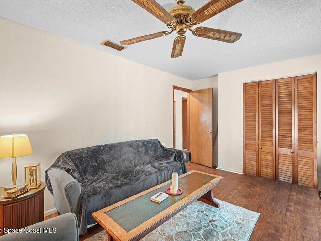 279 S Brevard Avenue, Cocoa Beach, FL 32931