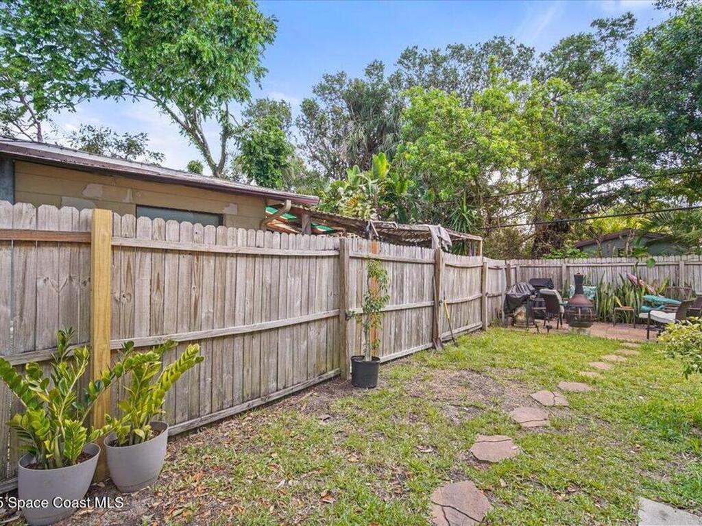 279 S Brevard Avenue, Cocoa Beach, FL 32931