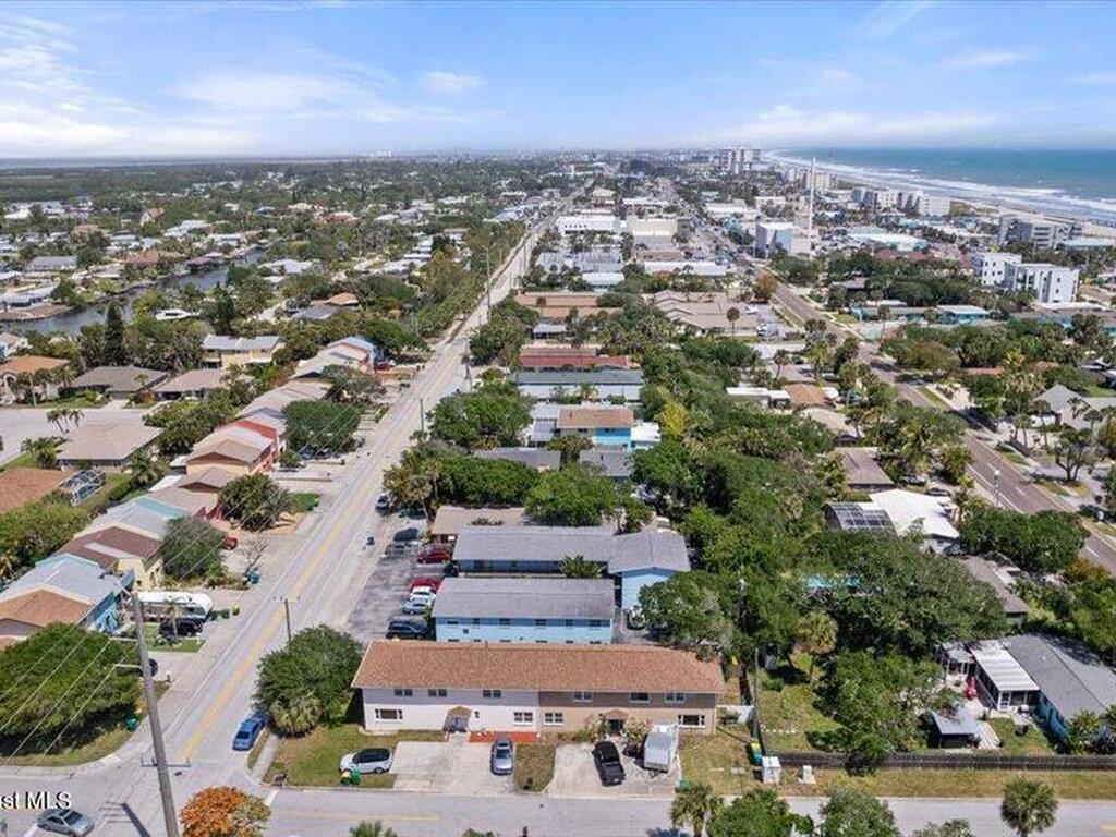 279 S Brevard Avenue, Cocoa Beach, FL 32931