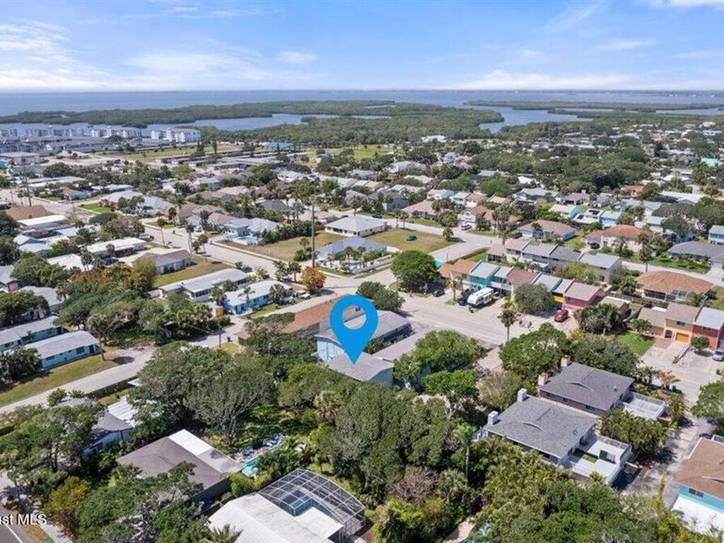 279 S Brevard Avenue, Cocoa Beach, FL 32931
