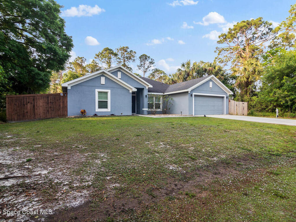 490 Garfield Street, Palm Bay, FL 32908
