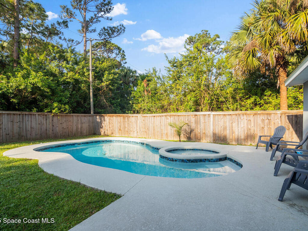490 Garfield Street, Palm Bay, FL 32908