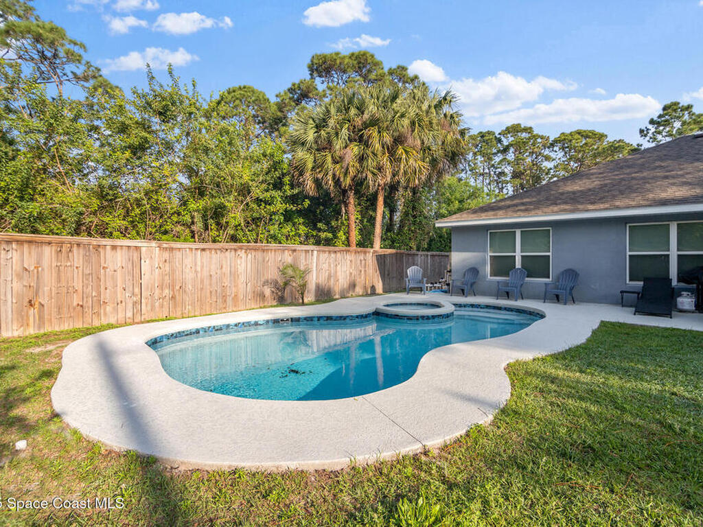 490 Garfield Street, Palm Bay, FL 32908