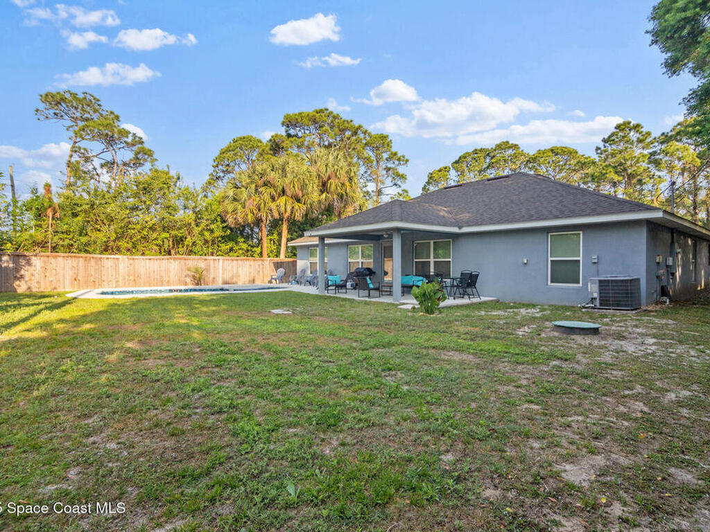 490 Garfield Street, Palm Bay, FL 32908