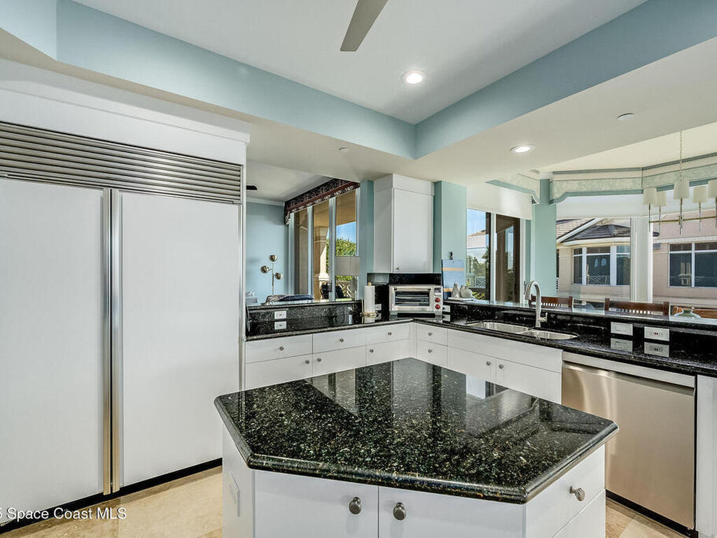 601 N Swim Club Drive, Indian River Shores, FL 32963