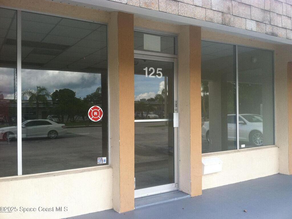 125 Venetian Way, Merritt Island, FL 32953