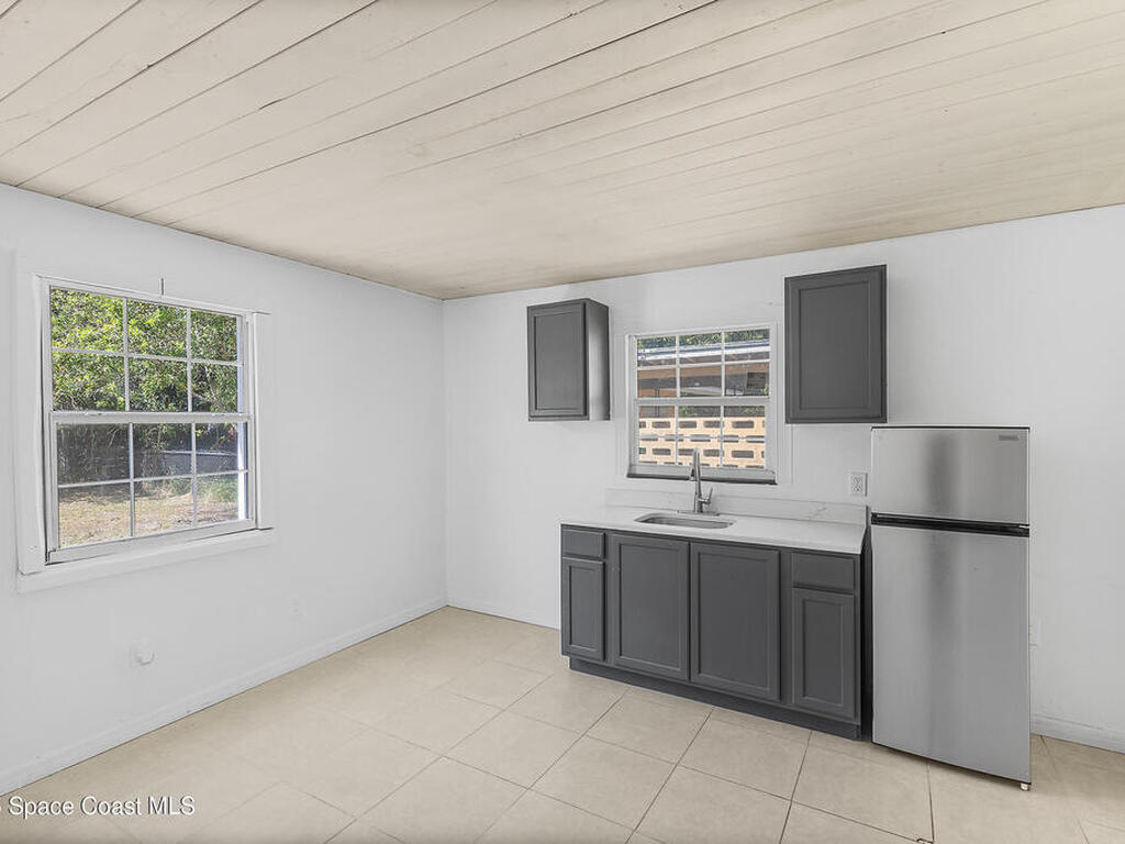 609 S 15th Street, Ft. Pierce, FL 34950