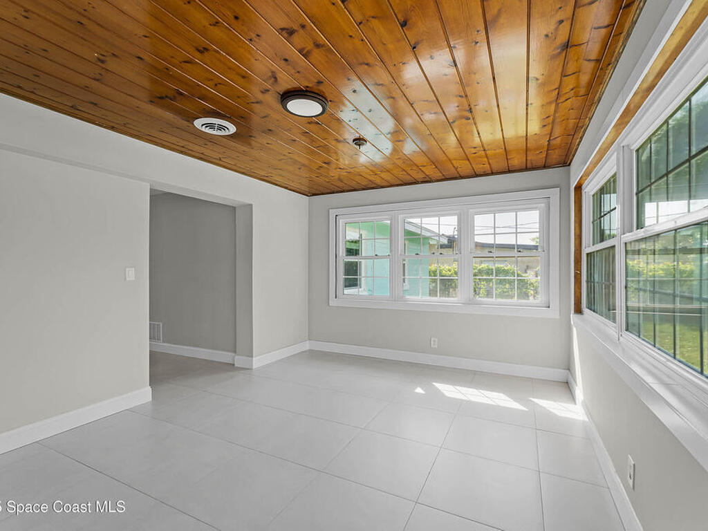 398 Dubs Drive, Daytona Beach, FL 32117
