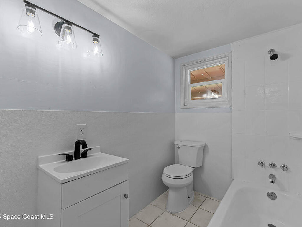 398 Dubs Drive, Daytona Beach, FL 32117