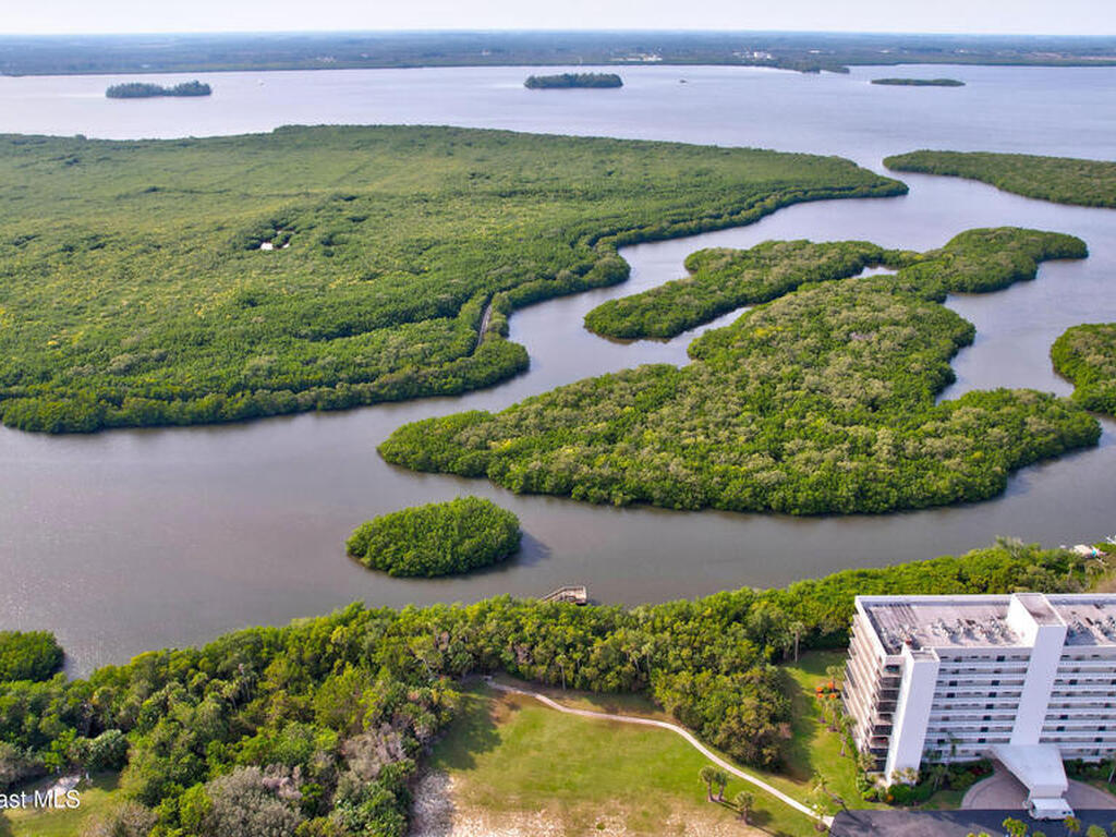 5055 N Highway A1a, Hutchinson Island, FL 34949