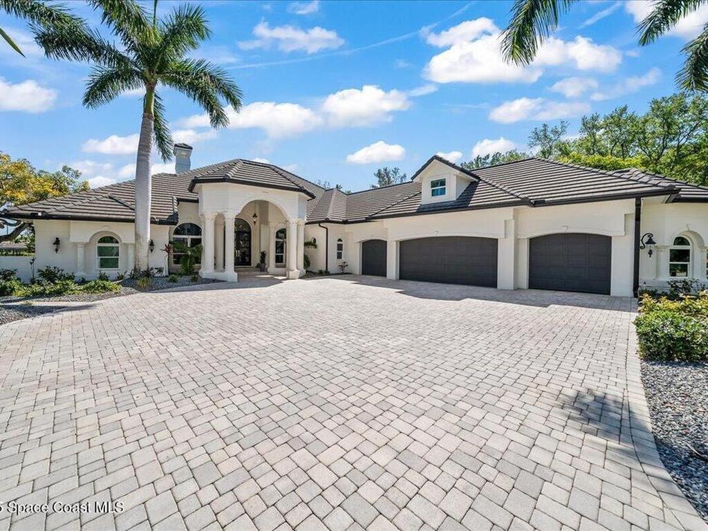 200 Lansing Island Drive, Indian Harbour Beach, FL 32937
