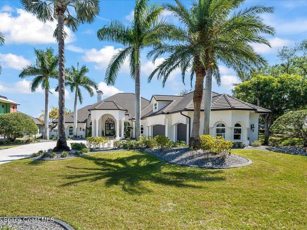200 Lansing Island Drive, Indian Harbour Beach, FL 32937