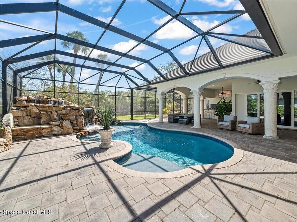 200 Lansing Island Drive, Indian Harbour Beach, FL 32937
