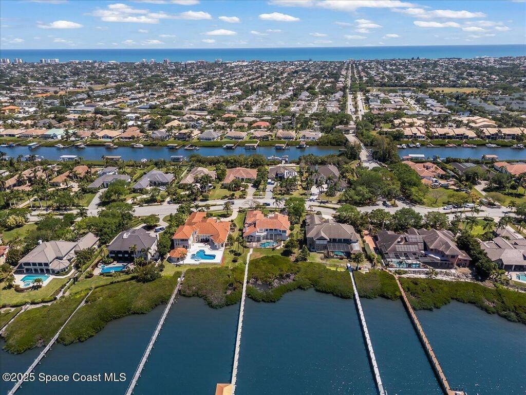 200 Lansing Island Drive, Indian Harbour Beach, FL 32937