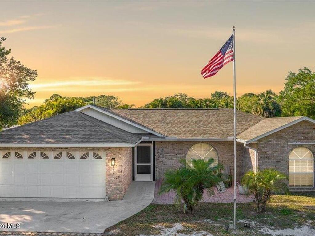 537 Cavern Terrace, Sebastian, FL 32958