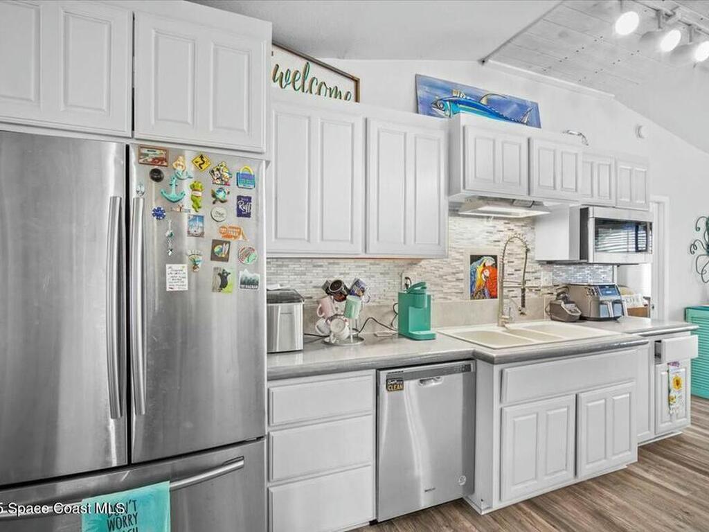537 Cavern Terrace, Sebastian, FL 32958