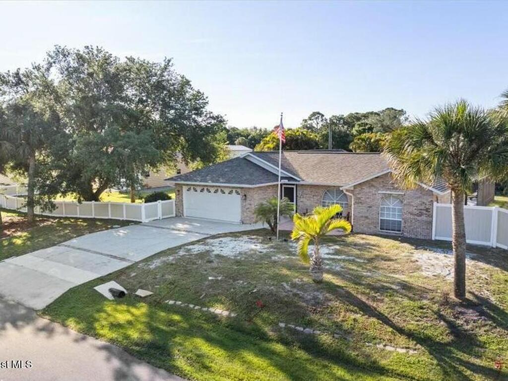 537 Cavern Terrace, Sebastian, FL 32958