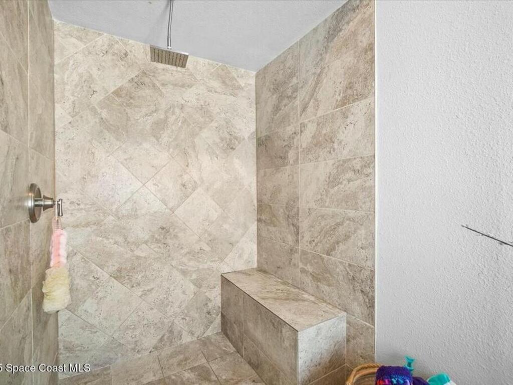 537 Cavern Terrace, Sebastian, FL 32958