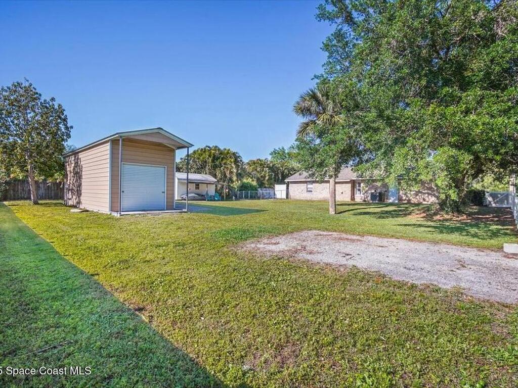 537 Cavern Terrace, Sebastian, FL 32958
