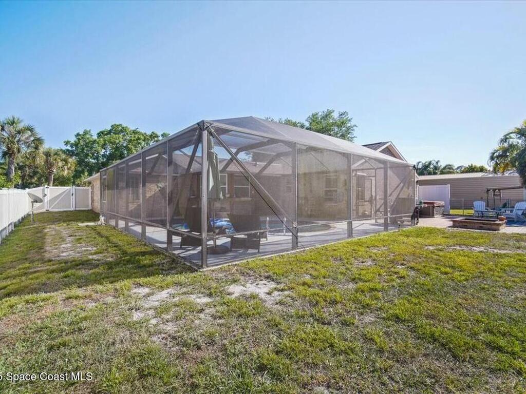 537 Cavern Terrace, Sebastian, FL 32958