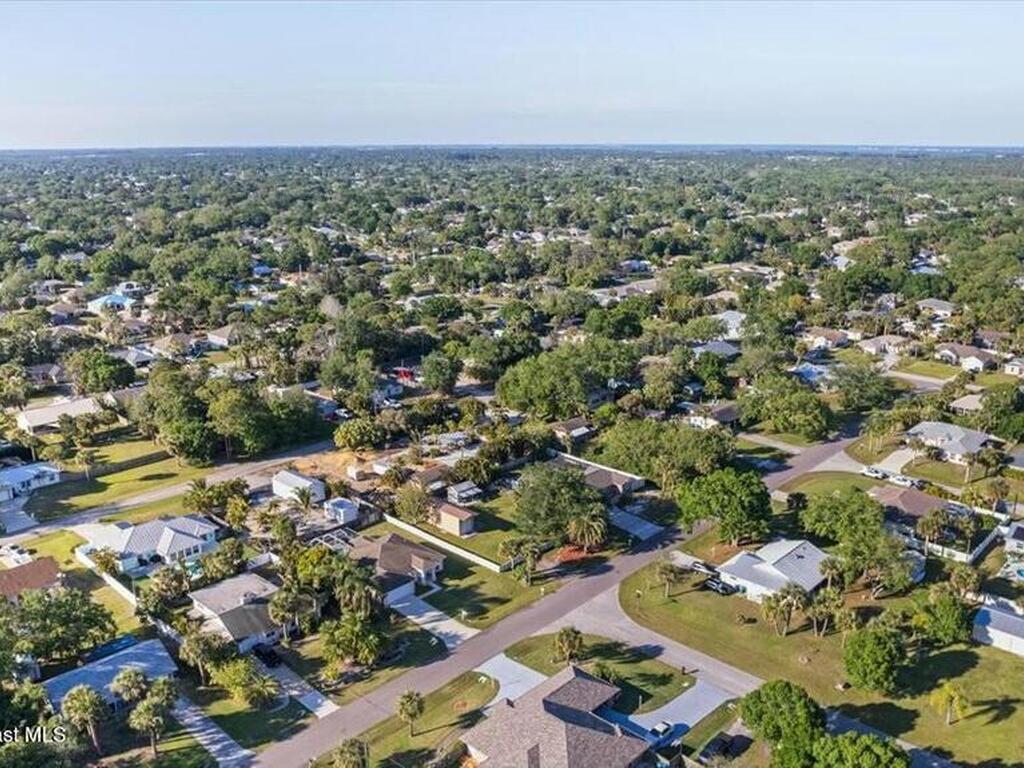 537 Cavern Terrace, Sebastian, FL 32958