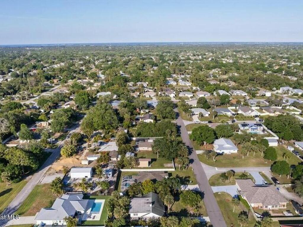 537 Cavern Terrace, Sebastian, FL 32958