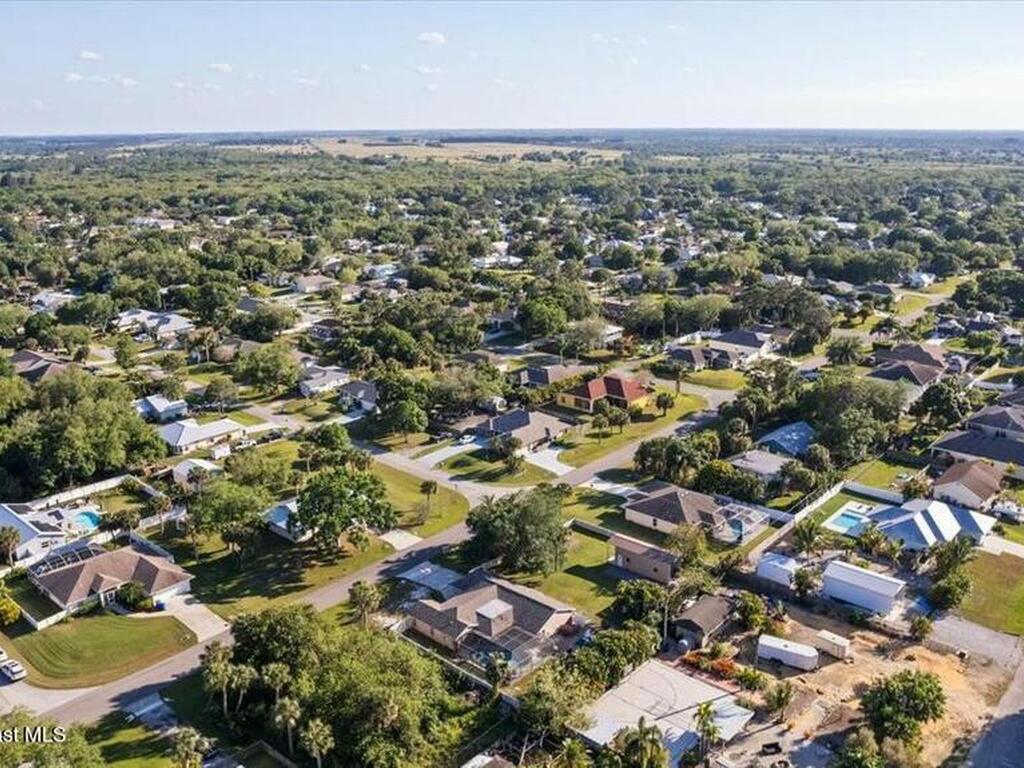 537 Cavern Terrace, Sebastian, FL 32958