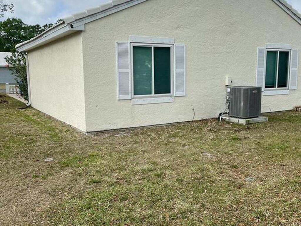 882 Wateroak Drive, Palm Bay, FL 32905