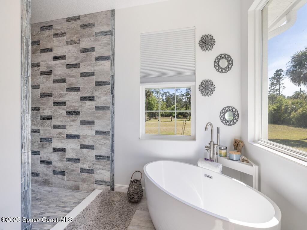 2050 Valkaria Road, Malabar, FL 32950