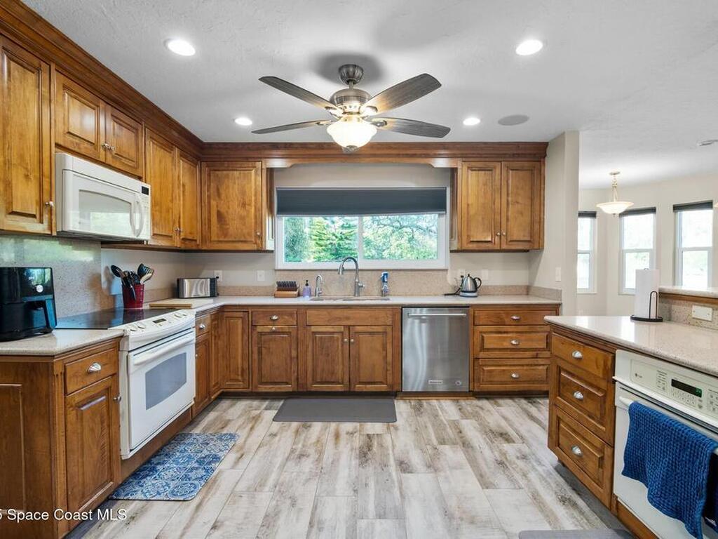 1465 Bishop Road, Merritt Island, FL 32953