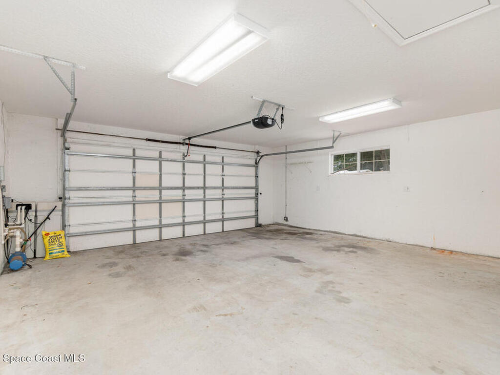 742 W Whitmire Drive, Melbourne, FL 32935