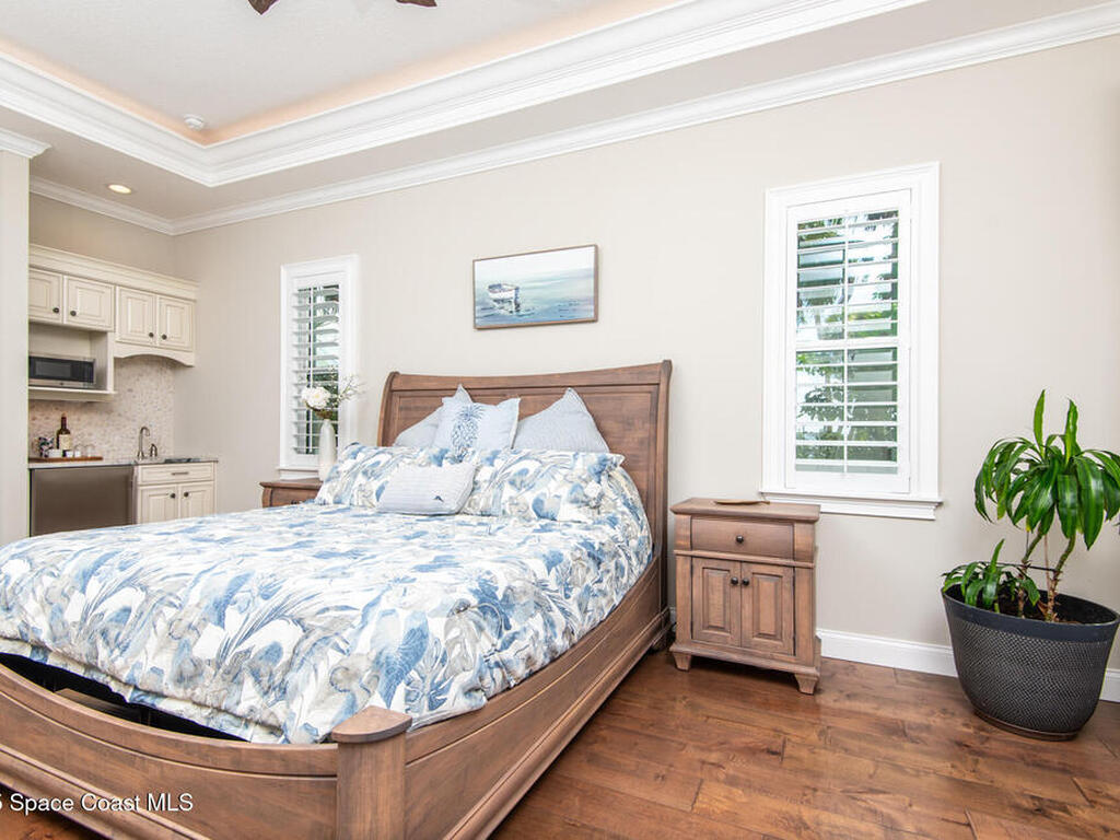 3869 S Tropical Trail, Merritt Island, FL 32952