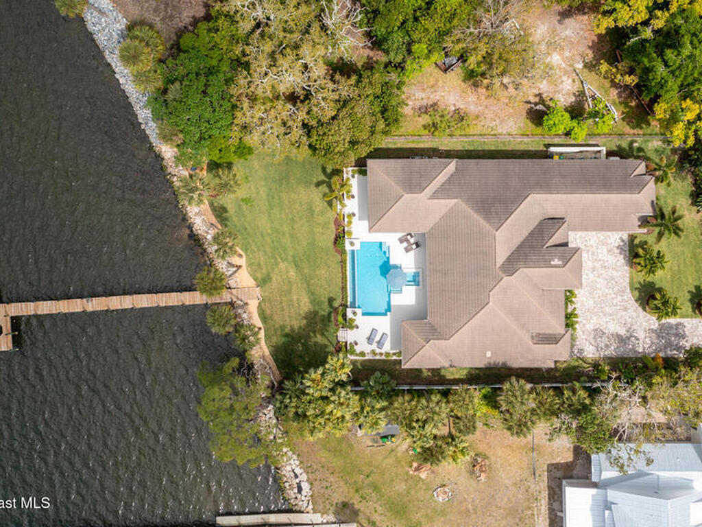 3869 S Tropical Trail, Merritt Island, FL 32952