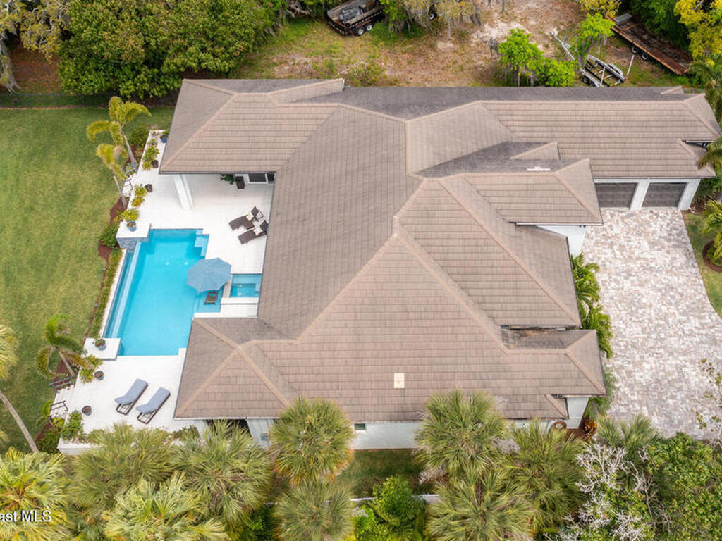 3869 S Tropical Trail, Merritt Island, FL 32952