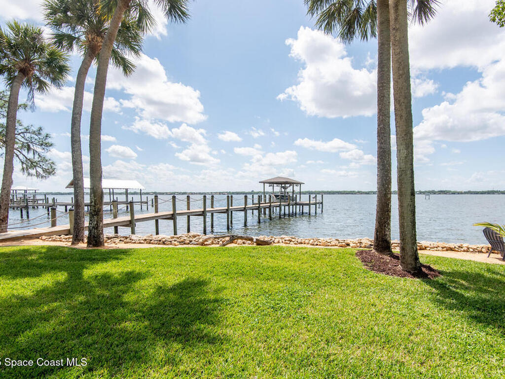 3869 S Tropical Trail, Merritt Island, FL 32952