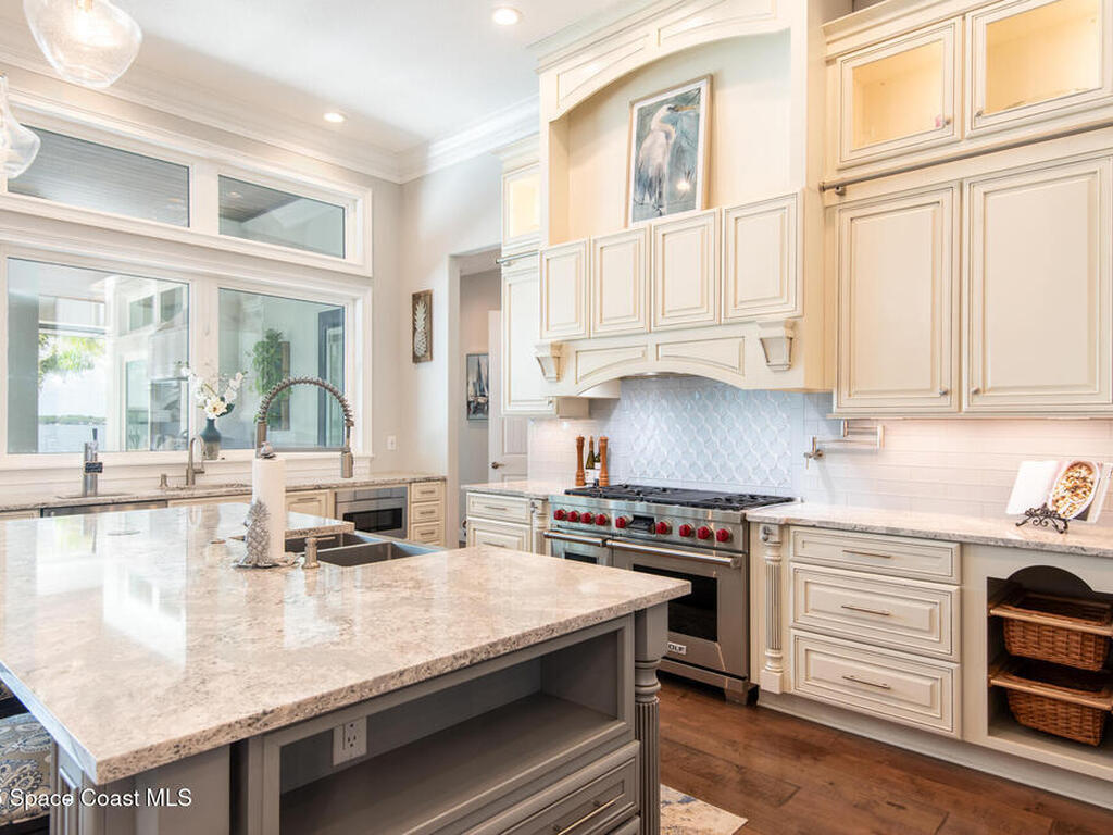 3869 S Tropical Trail, Merritt Island, FL 32952