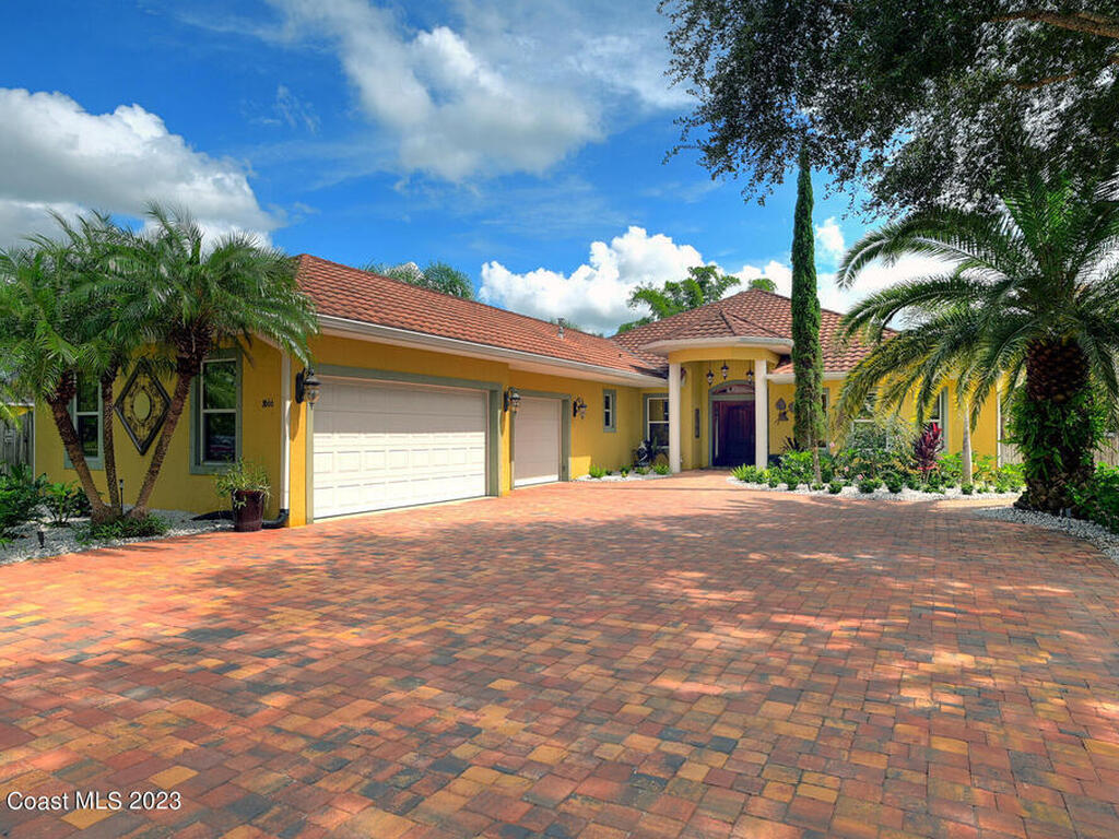 8666 95th Avenue, Vero Beach, FL 32967